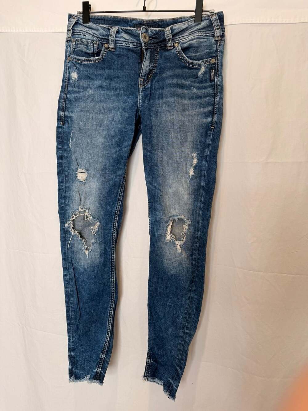 Silver Jeans Co. Suki Mid Rise Slim Leg Distressed Jeans Size 27.5